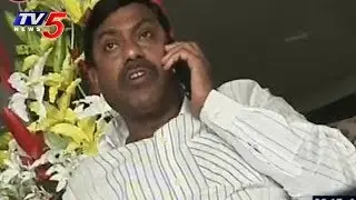 Another Shock to TDP: AV Subba Reddy May Join YSRCP | TV5 News