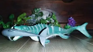 Mosasaurus Hunts Dolphin