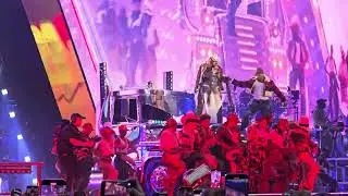 Beyonc&eacute; - TEXAS HOLD 'EM/Crazy in Love/Single Ladies/Love on Top/Irreplaceable/If I Were a Boy, LIVE