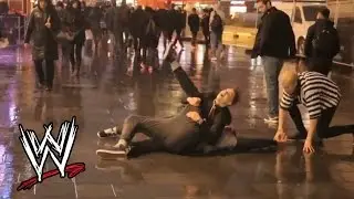 Public WWE Finishers!! Hilarious!