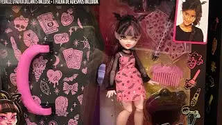 We found gen 3 Monster High! | Macys Toys R Us Doll Hunt