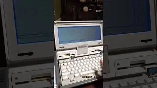 Running AutoCAD on IBM PC Convertible, 1986 #shorts #retrocomputer