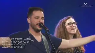 Kit&aacute;rom sz&iacute;vem ajtaj&aacute;t