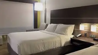 Holiday Inn Express Gatineau Ottawa Room Tour