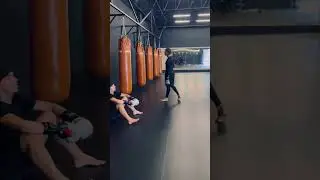 Tz e veigh na academia de box #veigh #tzdacoronel #box