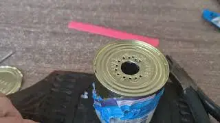 Built-in oil scraper for Mercedes