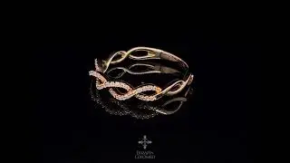 Ring in rose gold set with brilliant-cut diamonds.