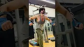 Cross cable chest day #sunny #gym #samrat #fitness #motivation #fyp #viral #trendingshorts #foryou