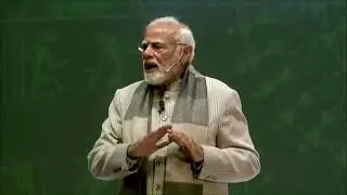 How to overcome distractions caused by social media & gadgets? PM Modi tells in this video!-(Telugu)
