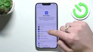 iPhone 16e &mdash; включение и выключение адаптивной яркости