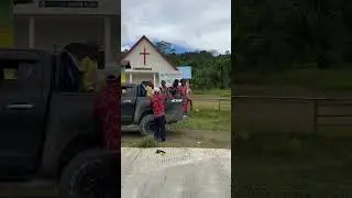 Jalan trans Papua Distrik Bamus