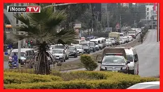 Birigiceni ya gwethana na ngari barabara-inĩ citarĩ na namba cia Kenya kwambĩkwo