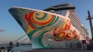 AIDAmar and Norwegian Getaway depart Warnem&uuml;nde |4K