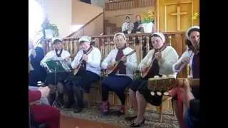Biserica Baptista Pohrebeni-Balalaicele si vioarele