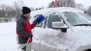 Snow Joe SJBLZD 2 in 1 Snow Broom with 18 Inch Foam Head + Large Ice Scraper, Blue