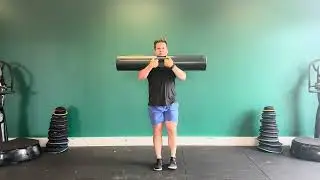 ViPR Reverse Lunge with Trunk Rotation