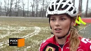 Wielerbabe Puck Moonen: 'Zit er modder op m'n gezicht? Leuk!'