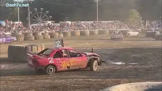 Demolition Derby Madness: Cars Crashing, Mayhem Unleashed!