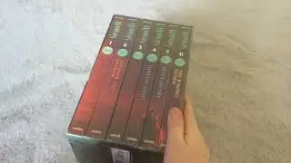A vision of shadows unboxing