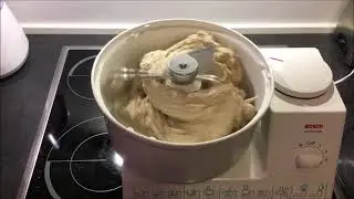 Bosch MUM 6 Universal Plus - eine geniale K&uuml;chenmaschine! Heute leckere Kaiserbr&ouml;tchen.
