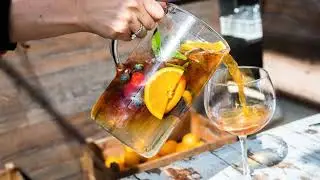 Pimms O' Clock