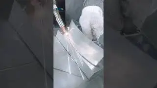 Professional 1000W 1500W 2000W Portable Handheld Fiber Laser Welding Machine