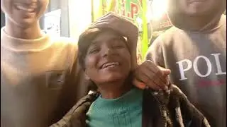 Akhir khar hamare food point ka bacha sardi me garm garm pani se naha hi aya 🤣🤣😅 #minivlog 