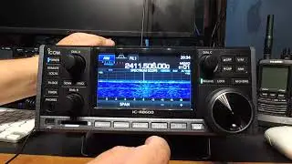 What 2.4GHz WiFi Sounds & Looks Like (using the Icom IC-R8600)