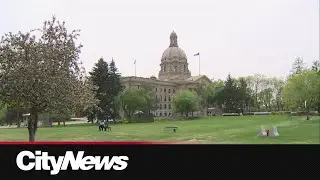 Calgary Catholic School District sees operating budget deficit