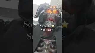 FIRE DEMON 😈 Animatronic At Spirit Halloween #firedemon #animatronics #spirthalloween #soniastarvid