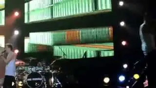 What makes you beautiful - One Direction (live concert Colombia) Front Row