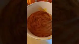 Fall baking #music #subscribe #fall #fallbaking #baking #autumn #autumnbaking #pumpkin #pumpkinpie