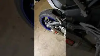 Yamaha MT-10 competition werkes exhaust shoots flames