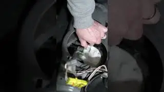 Démonter une pompe à essence