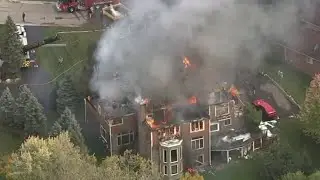 Fire breaks out at large Oakland County home