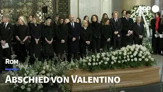 Abschied von Modesch&ouml;pfer Valentino mit Staraufgebot | AFP