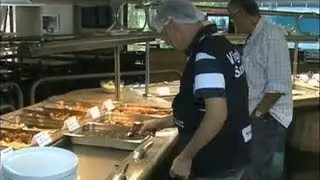 Vigilância Sanitária multa restaurante no bairro Cidade Nova (RJ)