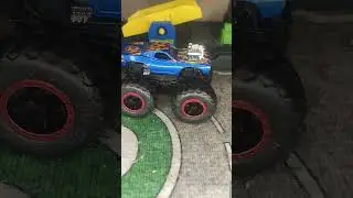 Rodger Dodger #automobile #truck #monstertruck #racing #hotwheels #subscribe