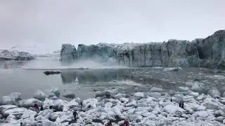 Massive Glacier Collapses in Iceland Lagoon * Glacier Collapse