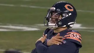The Bears rally late to beat the Packers 31-27.