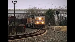 UP 5556, GE AC44CWCTE; UP 7133, GE AC44CW (+ a little bit of MetroRail); Houston, Texas