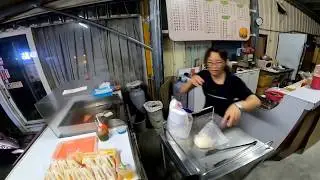 『J Y』台灣美食系列之 帶大家來去斗南交流道旁的 早點breakfast 吃25元肉粽 20元柳橙汁10元的 筍肉包😆 拍的時候忘記喬鏡頭沒有拍到肉粽 😅😂🌌🌃🛣️🚚🍙🎶🥤😘👨‍👧‍👦🥰😎💪🇹🇼