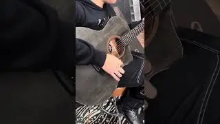 Viol&atilde;o Tonante Coral 40 Dark Spruce c/ tampo maci&ccedil;o nut e rastilho de osso + afinador embutido