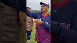 Jepretan Sukhoi sering dibarengi dengan lempar benang. Double saja saat kendor.#layangan #kite