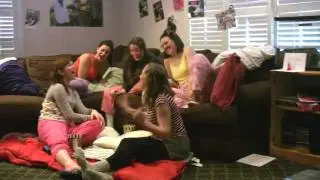Pillow Fight - Alien Silo
