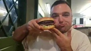 GIANT BURGER AS BIG AS MY HEAD?