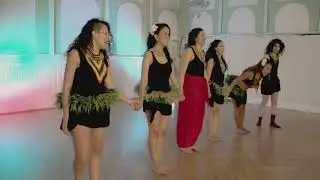 Una a Una Ori Tahiti & Capoeira performance