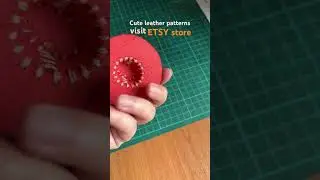 Create simple and precious gift using leather. #diy #diyleathercraft #leatherwork #diyleather