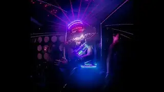 &Eacute;chassiers, Parade de rue, acrobates, jongleurs, show a&eacute;rien- Electrik Cosmik- Labo M Arts
