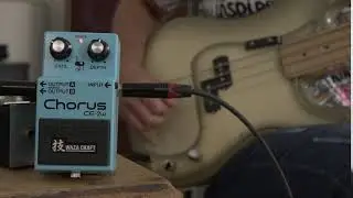 Boss CE-2w Waza Craft Chorus (Bass Demo 2)